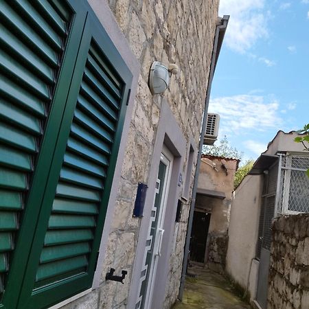 Guesthouse Lion Split Exterior photo